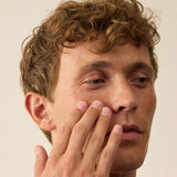 lavera Barrier Balance Nachtpflege in der Anwendung