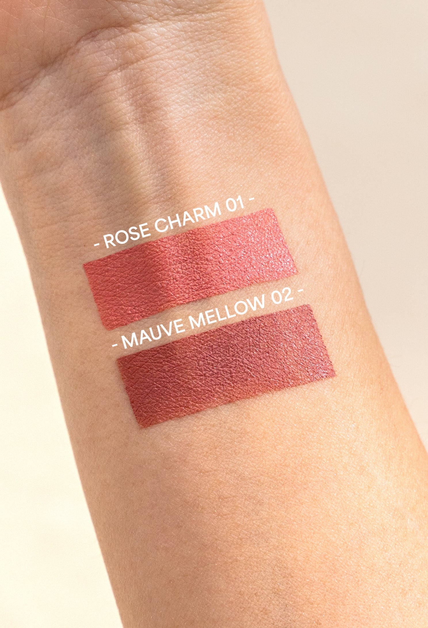 lavera Floral Cream Blush -Mauve Mellow 02- in der Anwendung